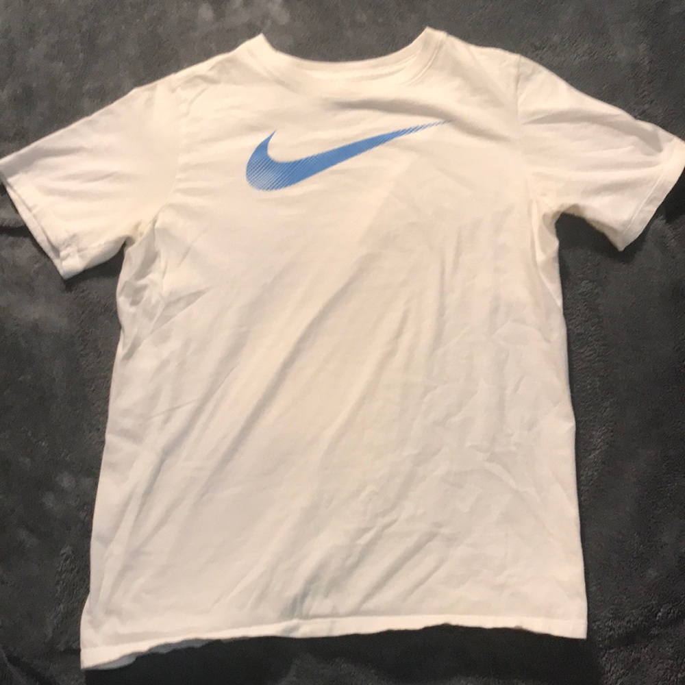 Nike T-shirt